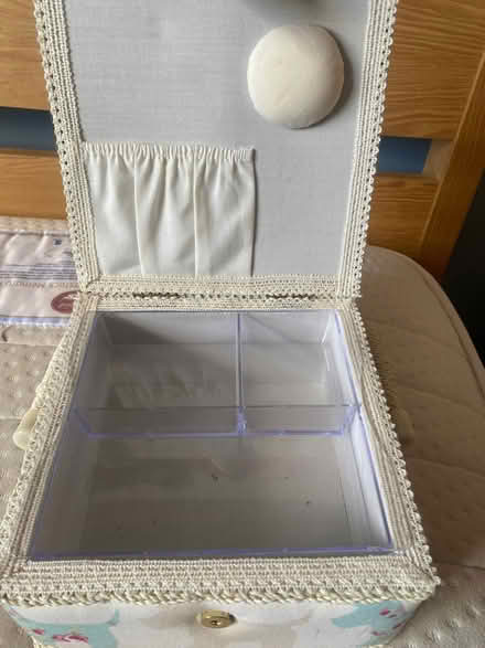 Photo of free small sewing case (Kettering NN15) #3