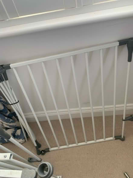 Photo of free Play Pen - (gate broken) (Bosham, PO18) #3