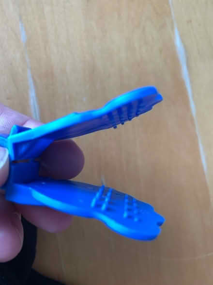 Photo of free Sock clips clothing pegs wenko (CT15) #3