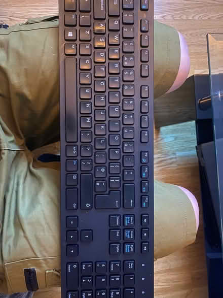 Photo of free Dell wireless keyboard (Easthampstead RG12) #1