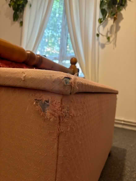 Photo of free Pink storage ottoman box vintage (W10 5NH) #4