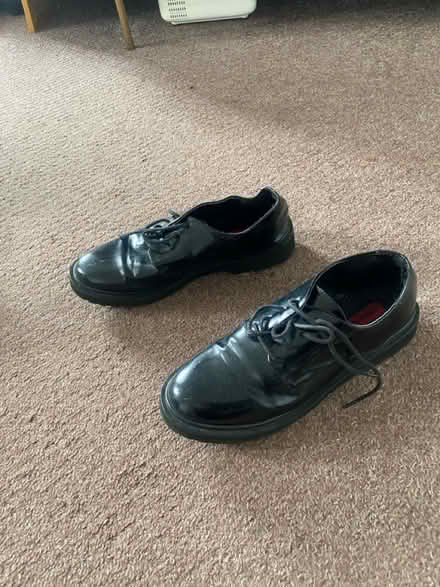 Photo of free Women’s lace shoes size UK6 (E5) #1