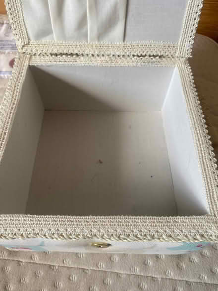 Photo of free small sewing case (Kettering NN15) #2