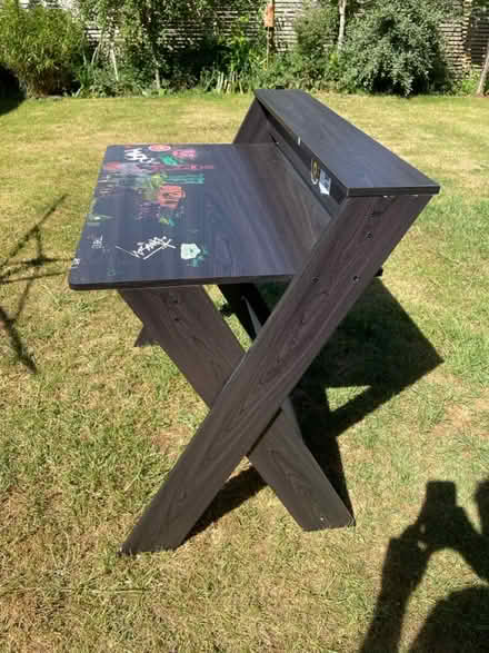 Photo of free Desk with graffiti (Deddington OX15) #2