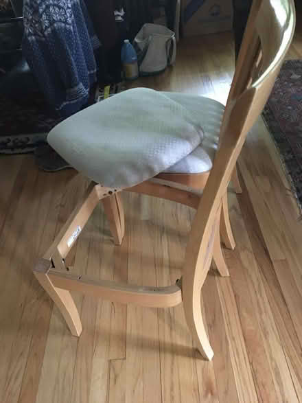 Photo of free dining chairs (Arlington off Mystic St Rte3N) #2