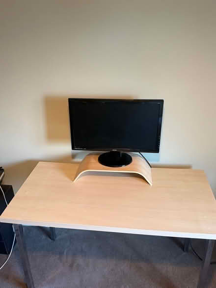 Photo of free Table (Ingatestone) #4