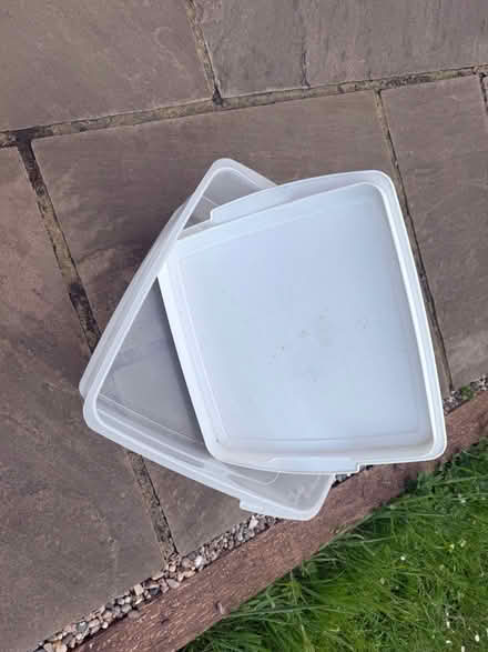 Photo of free cake box (NN3 Meadowfields) #1