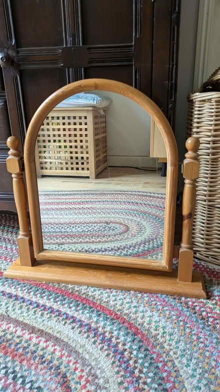 Photo of free Table top mirror (Kessingland NR33) #1
