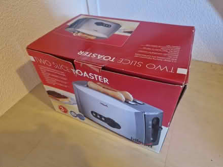Photo of free Boxed working toaster. Never used (E17) #1