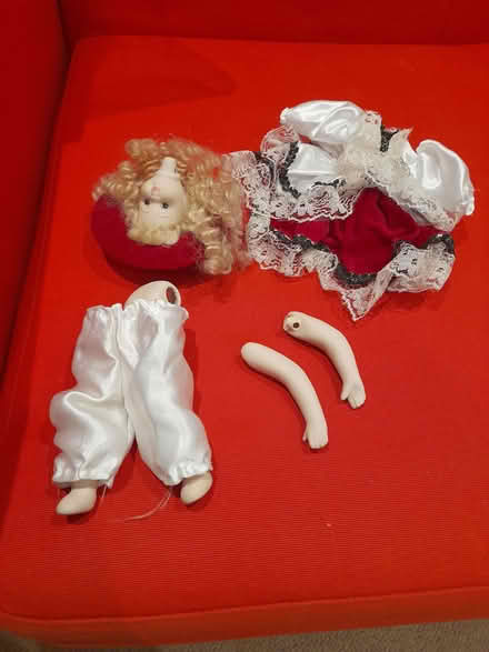 Photo of free A China doll, that needs some fixing (Buckingham Park HP19) #1