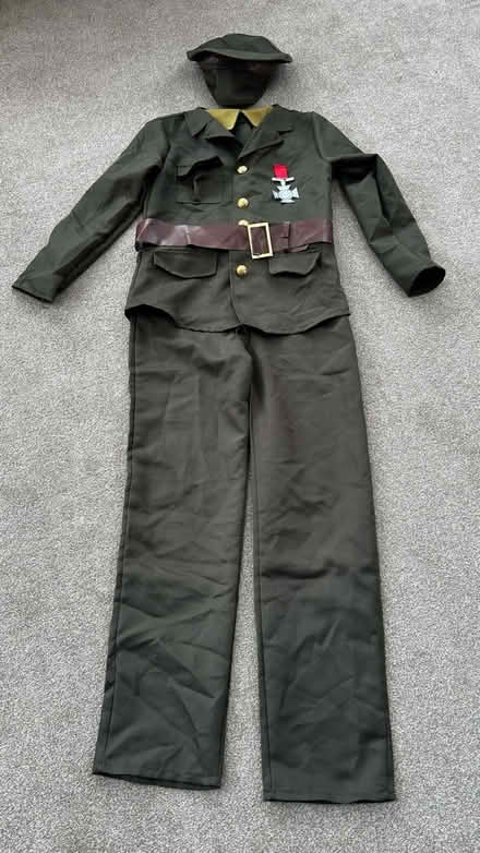 Photo of free Kids Army Officer Dressing Up (Wickford/Runwell SS11) #1