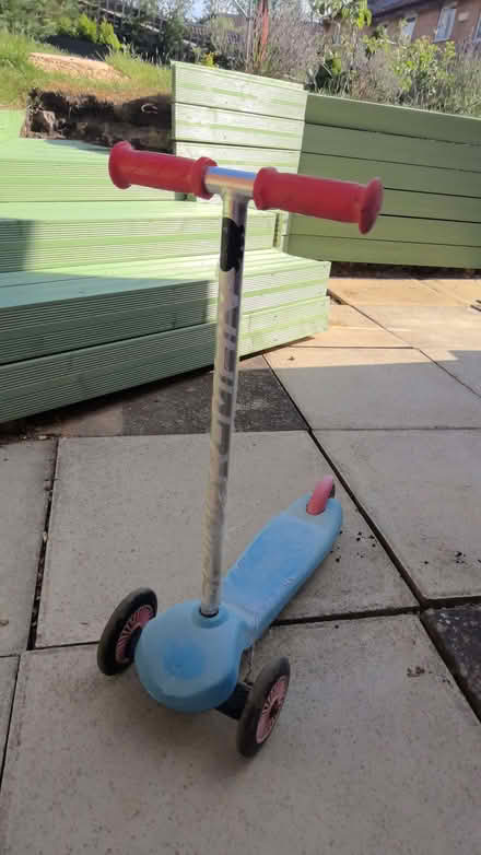 Photo of free Spiderman scooter (Heelands MK13) #1