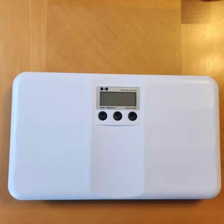 Photo of free Baby/small pet scale (Medford Hillside area) #1
