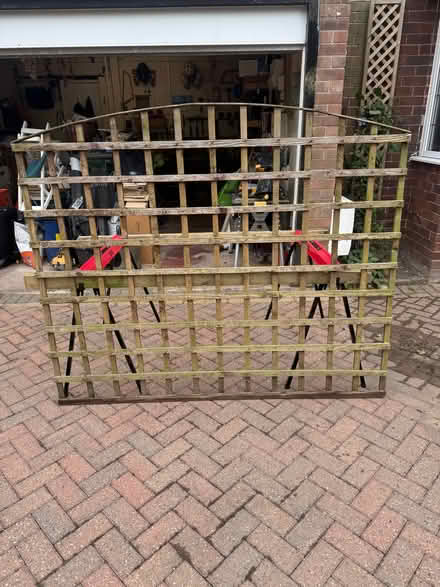 Photo of free Wooden Wall Lattice (Dean Row SK9) #2
