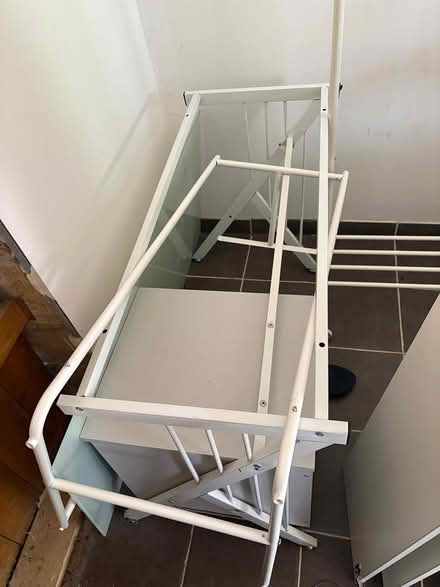 Photo of free White desk (EN11) #1
