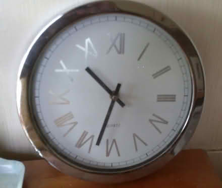 Photo of free Quartz clock. (Llandrindod LD1) #1