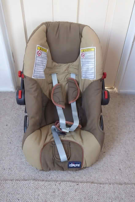 Photo of free Chicco car seat (St Just TR19) #1