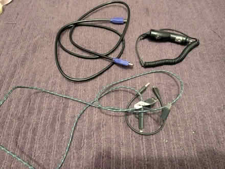 Photo of free HDMI, Car and Mixed USB Leads (Park Street AL2) #1