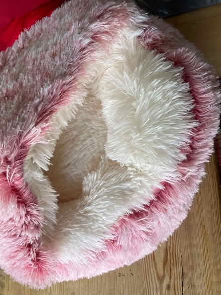 Photo of free Pink and white fluffy pet bed (Marshalswick AL4) #1