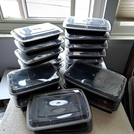 Photo of free CLEAN Plastic Takeout Containers (Allison Park-- Hampton) #1