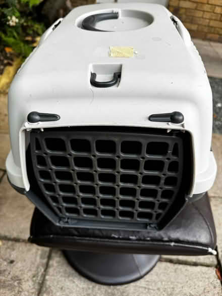 Photo of free Small cat or dog carrier (SE16 Rotherhithe) #1