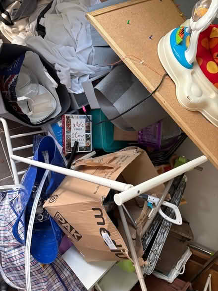 Photo of free Random assortment (EN11) #3