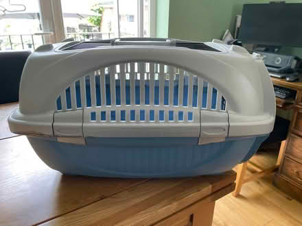 Photo of free Hard plastic cat carrier (Baldock SG7) #2