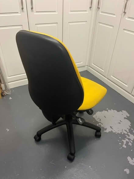 Photo of free Desk Chair (TW1) #3