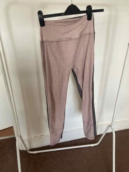 Photo of free Women’s leggings size M (E5) #1