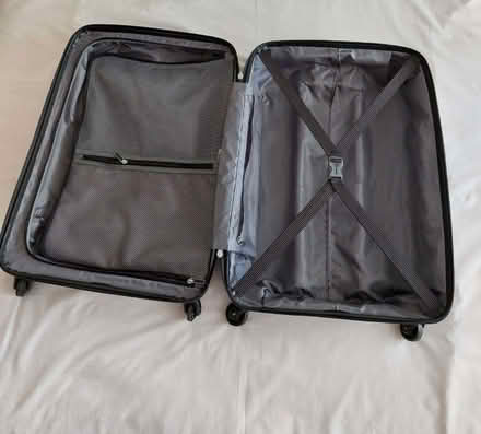 Photo of free American Tourister Grey Spinner luggage case (New Malden KT3) #2