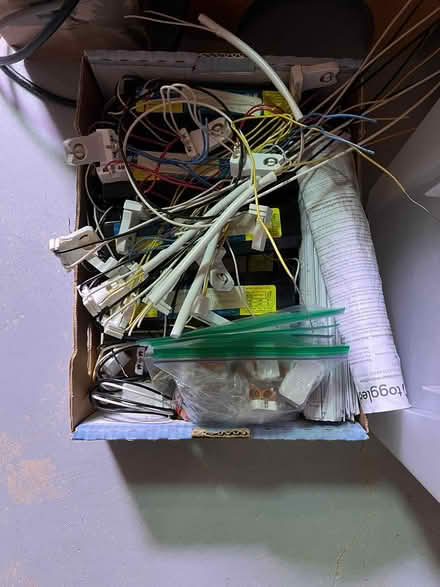 Photo of free Grow lights and hardware (Ann Arbor (Scio)) #1