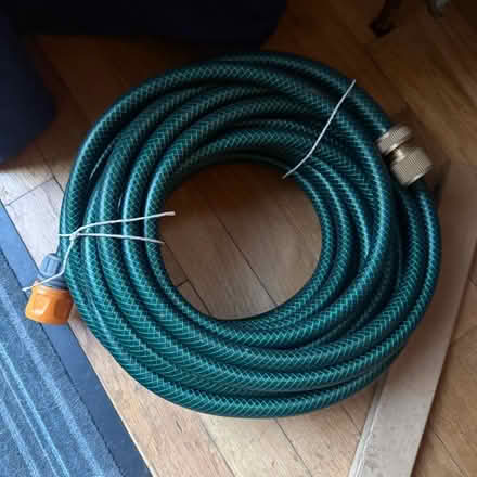 Photo of free Unknown length of hose with connectors (Croydon centre CR0) #1