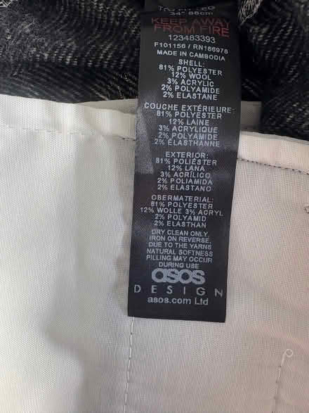 Photo of free Mens trousers (B45) #4