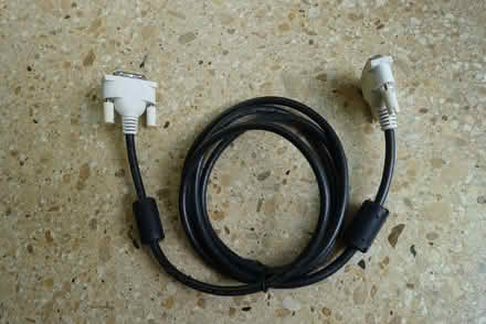 Photo of free DVI (I think) cable (Oxford-Freegle CGA OX4) #2