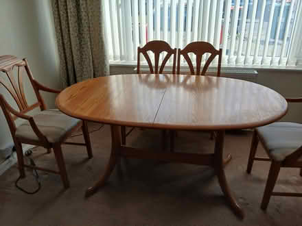 Photo of free Dining room table & chairs (Newport pagnell) #1