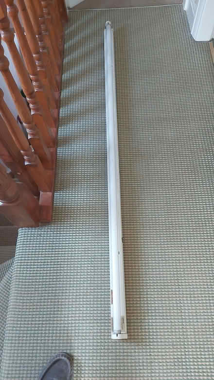 Photo of free Fluorescent Light 5ft (Haslucks Green B90) #1