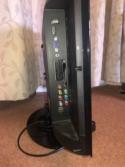 Photo of free Old 21.5 inch TV (AB15) #2
