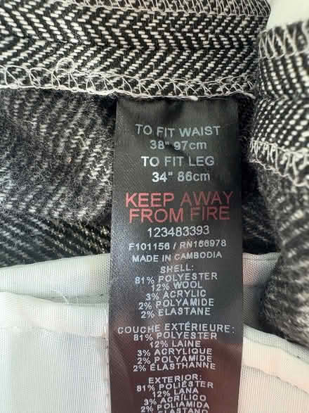 Photo of free Mens trousers (B45) #3