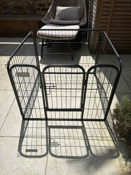Photo of free Puppy crate (Battersea) #1