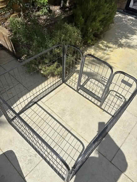 Photo of free Puppy crate (Battersea) #2