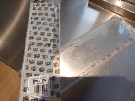 Photo of free 2x door plates (London WC2H) #1