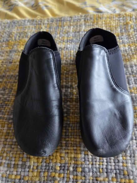 Photo of free Child's Jazz Dance Shoes size 4 (Lightwood ST3) #1