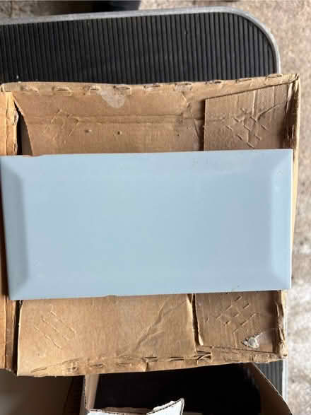 Photo of free Tiles (AB21) #1