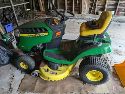 Photo of free John Deere lawn tractor (185 Quakertown Road, Pittstown) #2