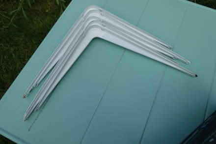 Photo of free 5 shelf brackets 30 x 35 cm (Oxford-Freegle CGA OX4) #2