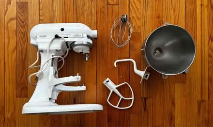Photo of free Kitchen Aidmixer (Briarwood Jamaica) #2