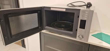 Photo of free DeLonghi 25l microwave oven (Burnham SL2) #2