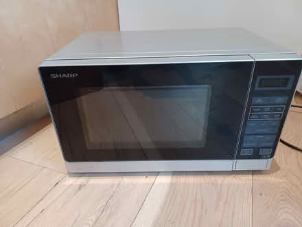 Photo of free Microwave (London WC2H) #1