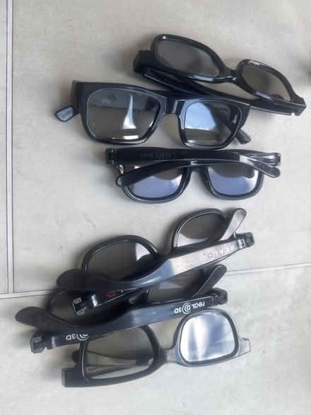 Photo of free 6 x 3D cinema glasses (Whalley Range M16) #1