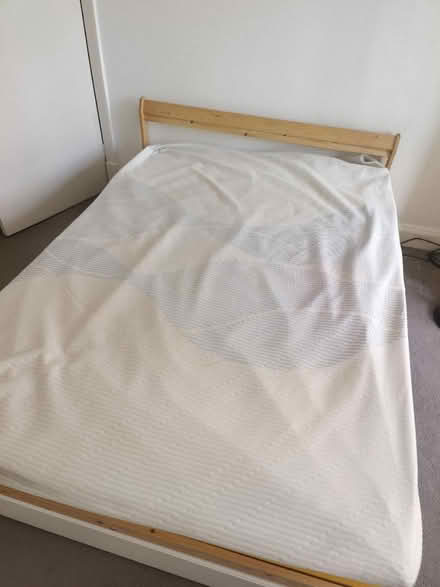 Photo of free double matress (nw89s) #2